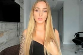 Crazy hot blonde stripping camshow