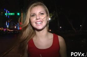 Horny blonde diva jessie rogers sucking and riding in style