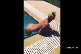 Blonde Babe Is Happy To Screw Outdoor In Pool