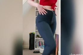 Tight jeans fat ass try on and strip tease