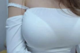 Unbelievable huge boobs brunette cam girl