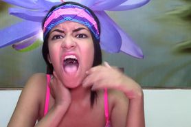 Sexy Latin Teen Plays w/ Hot Mouth & Long Tongue, Silly Faces Uvula Fetish