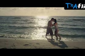 Kathryn Mccormick Sexy Scene  in Step Up Revolution