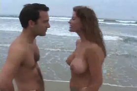 Amateur-Sex in den Wellen