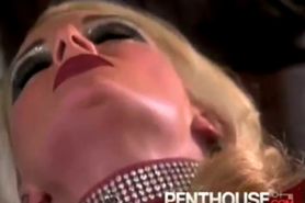 Sexy Blonde Giving a Nice Blowjob!