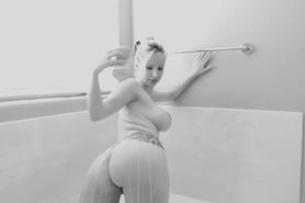 Kr1sty Cal1st0 (Milkbath)