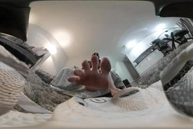 VR Giantess Dirty Soles
