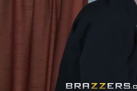 Brazzers - Big Tit Milf Priya Anjali Rai Sucks The Long Dick Of The Law