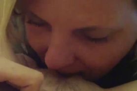 amateur lesbian licking pussy
