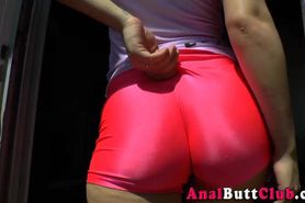 Teens with big bubblebutts clad in spandex