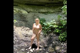 ArkCollegeGirl Nude in the Ozarks
