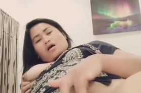 a mature sexy thai woman