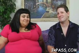 Guy fucks his hot fat gf - video 42