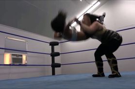 women wrestling