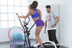 Private.Com - Big Butt Latina Briana Banderas Rides Gym Dick