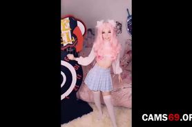 18yo Teen Girl Pink Hair Playing on Webcam