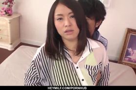 Kaede Niiyama shakes boobs when fucking with man
