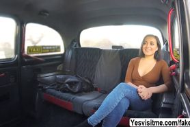 Pretty Afghan lady Yasmeena gets a free hot sex from cab driver