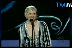 Emily Procter Sexy Scene  in The People'S Choice Awards