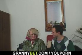 Shaved pussy grandma pleases young boy