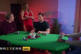 Brazzers - Sexy babe Honour takes the boys to the cleaners at poker night