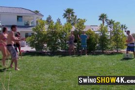 Swinger couples enjoy carnal experience in an open Swing House New episodes of open swing house