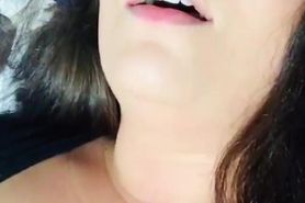 Real orgasm face - up close chubby milf pussy