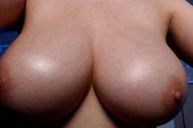 Hee_Youn Close-up boobs