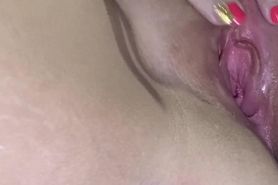 Close up PUSSY EATING w/Orgasm Fingering
