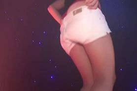 Hot Babes Tease In The Club - DreamGirls