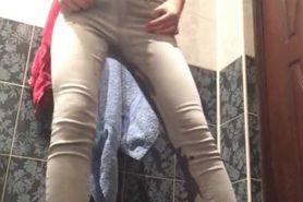 Eli Pisses & Baths in her Tight Grey Jeans with Pantyhose and Shoes