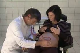 doctor fucks a pregnant wife