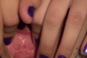 hot iowa stripper over at my house pussy gape closeups and letting me use dildo on her