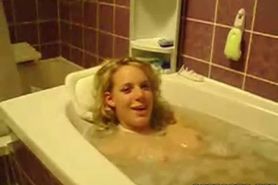 German Girls In Bath tub