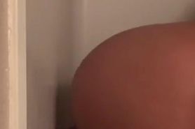 Fat ass rides toy in shower... scarletskyexo on onlyfans