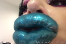 Inflated Plastic Lips 45 // SiliconeBunny