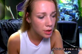 German chick gives cumswallowing