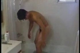 Hot teenage jock takes bath, jacks off