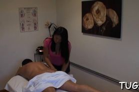 Sex for a dude during massage - video 28