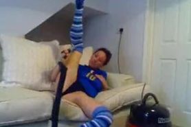 Kelly Hart Vacuums to orgasm