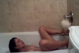 Sexy Slut Gets Off In The Bathtub