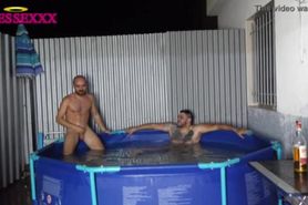 Straight Guys Jerking in a hot tub