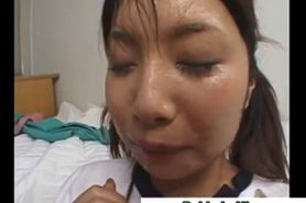 Real amateur japanese teen gets bukkake and play with the cum