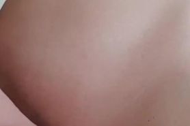 Slim waisted whore with shaved pussy plays with vibrator