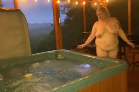 BBW Smokes and Gets Herself off in Hot Tub