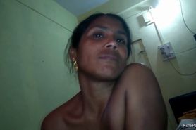 Indian wife has oral and cowgirl reverse sex