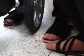 Turkish Nyon Feet At The Mall