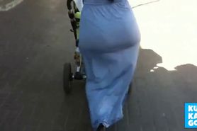 candid jiggly wobbly plump mommy ass in dress