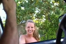 Pornstar Rachel Roxxx bangs in car