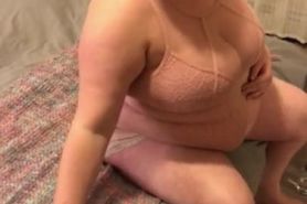 CUTE CHUBBY TEEN SWALLOWS 5 LITTLE WHOLE AND BURPS AS THEY DIGEST